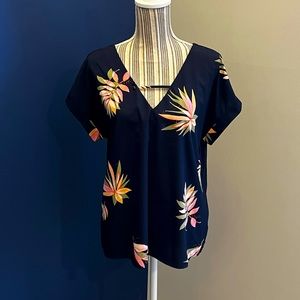 A New Day Floral Short Sleeve Double V-Neck Top - Large